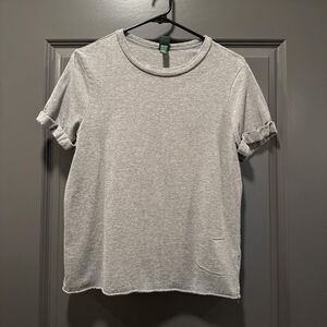 Rolled sleeve tee grey cropped tee Size M